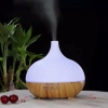 Diffuseur d'huiles essentielles à LED couleur bois et blanc