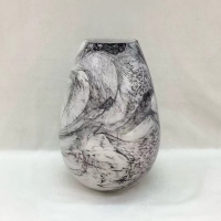 Vase en verre couleur marbre blanc et noir H24 cm