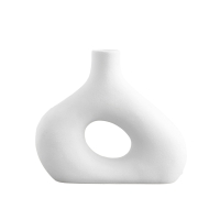 Vase en céramique blanc H14 cm