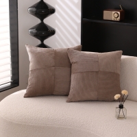 Coussin carré en tissu côtelé marron 45x45 cm