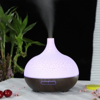 Diffuseur d'huiles essentielles à LED noir et blanc